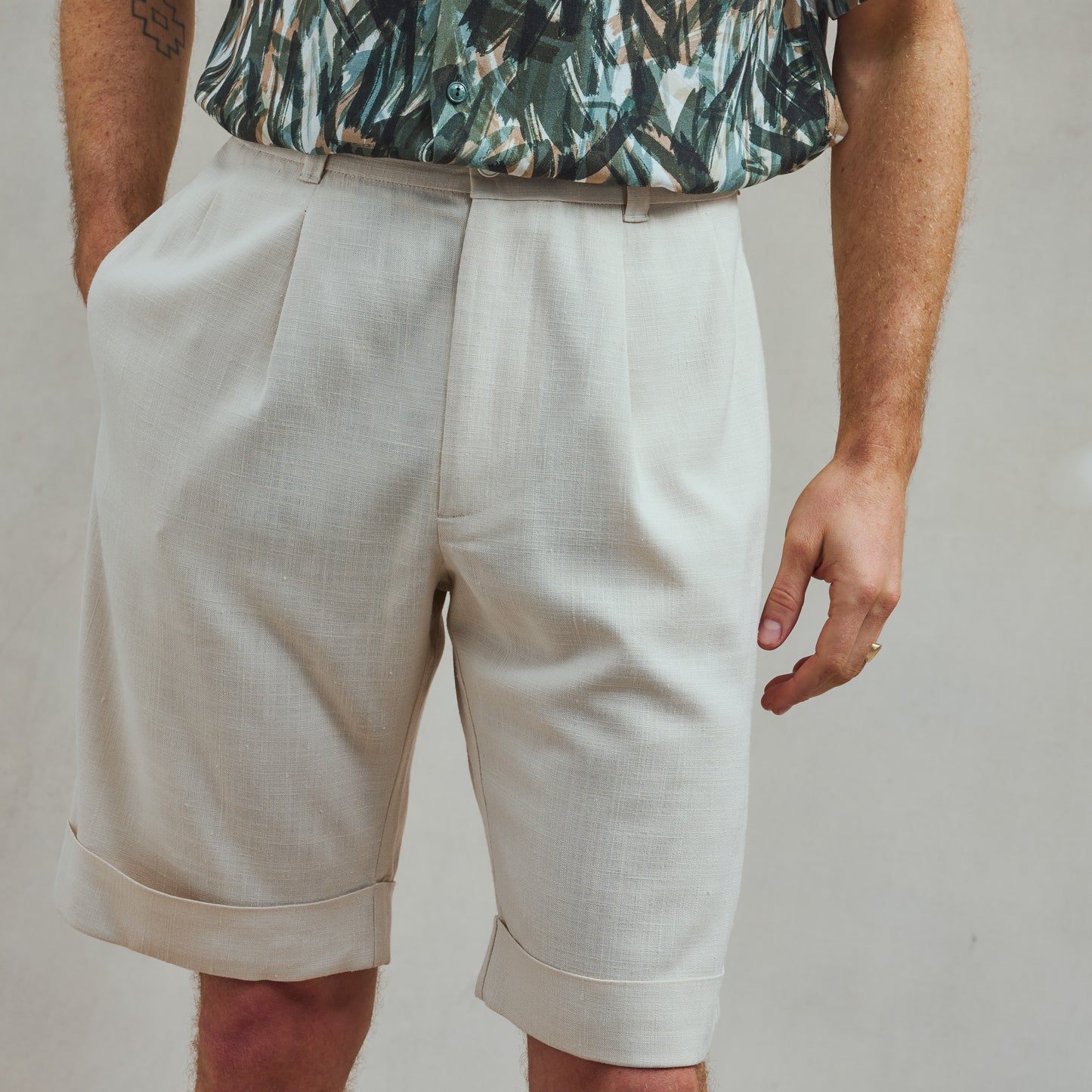 Short à Revers Beige