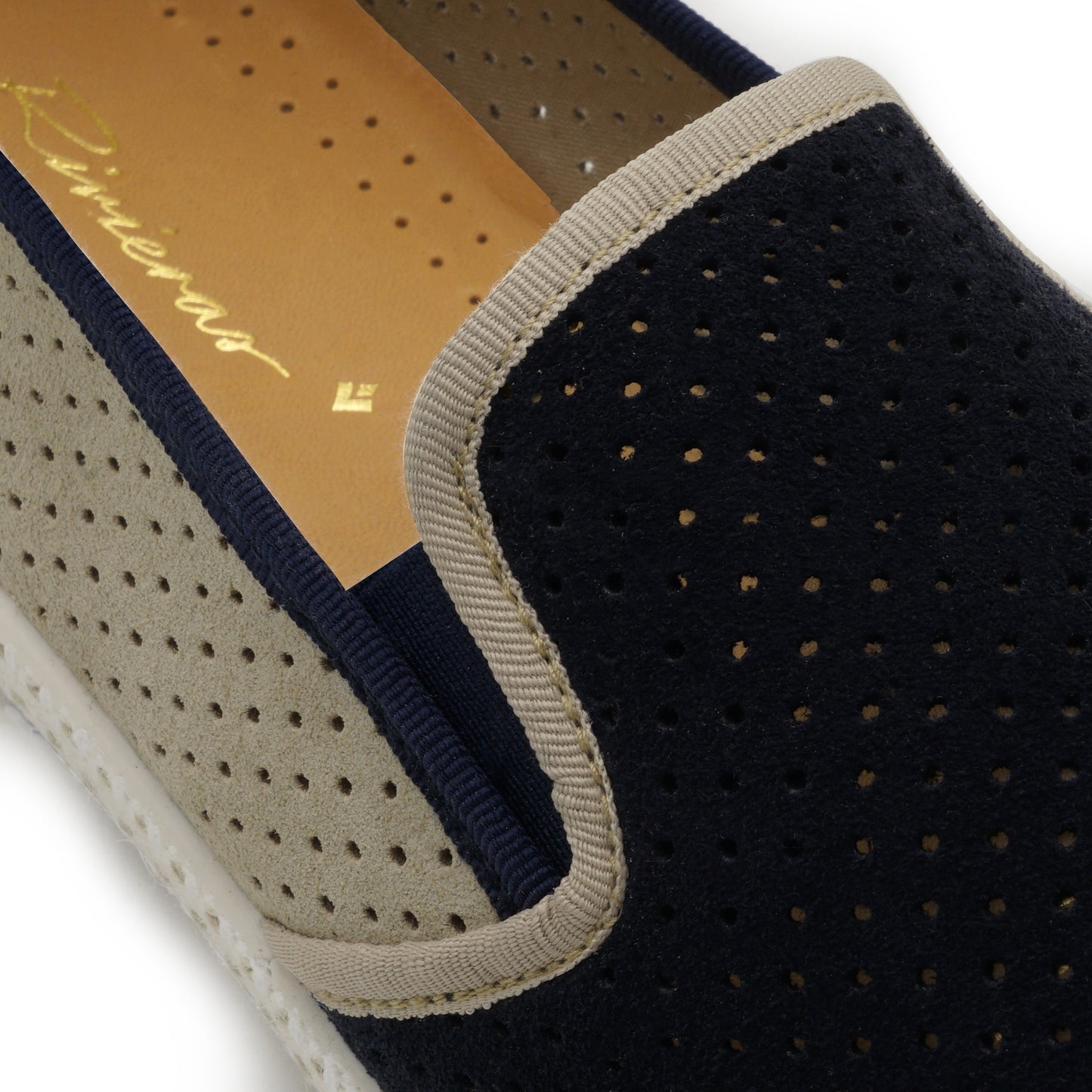 Classic Daim Match Marine Beige