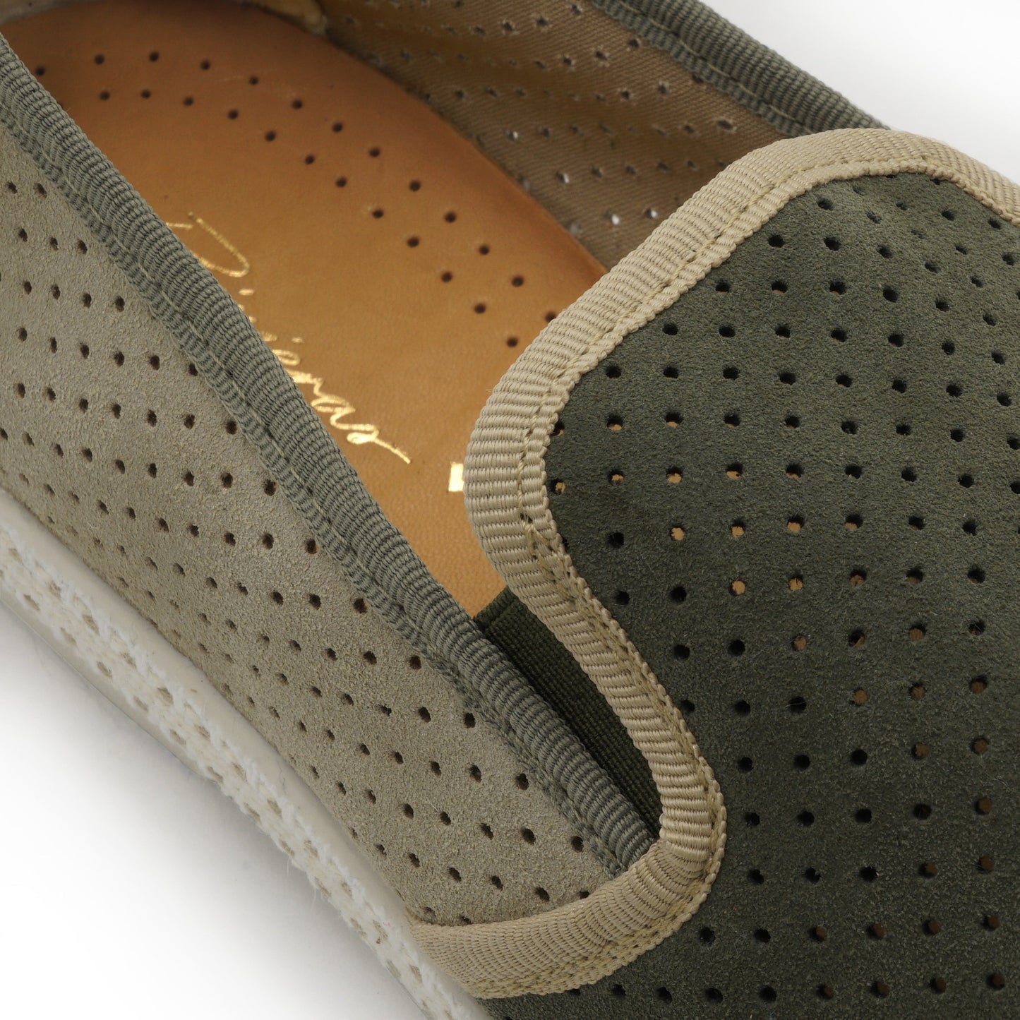 Classic Daim Match Kaki Beige
