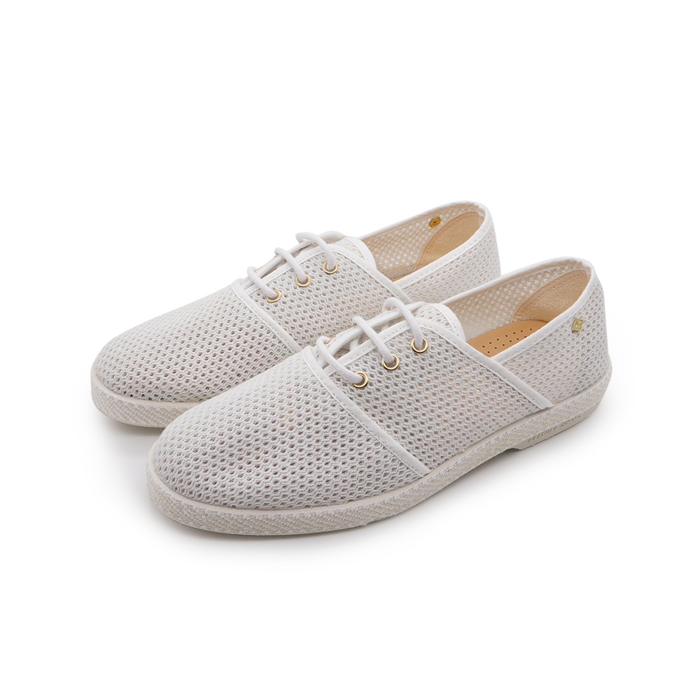 Laces Mesh White