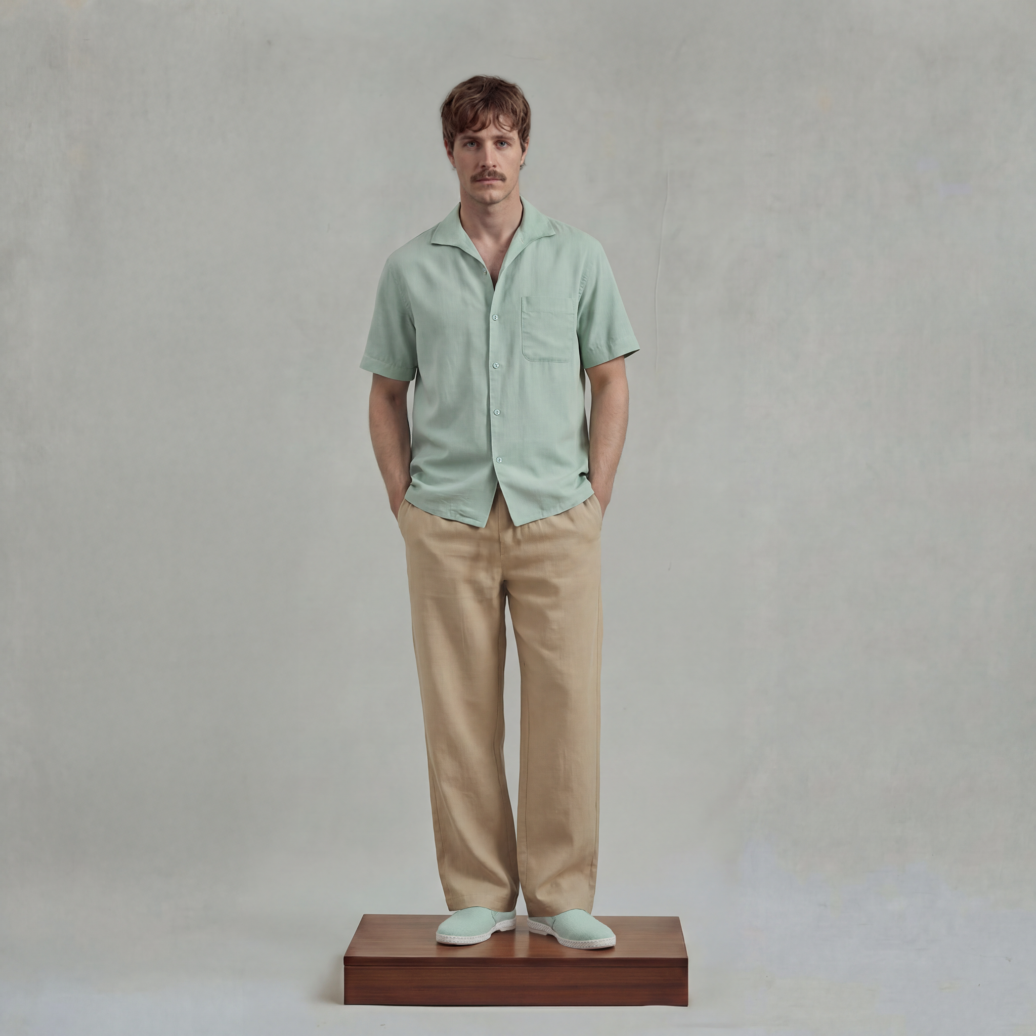 Short Sleeves Shirt in mint green Tencel with Shark Collar and chest pocket