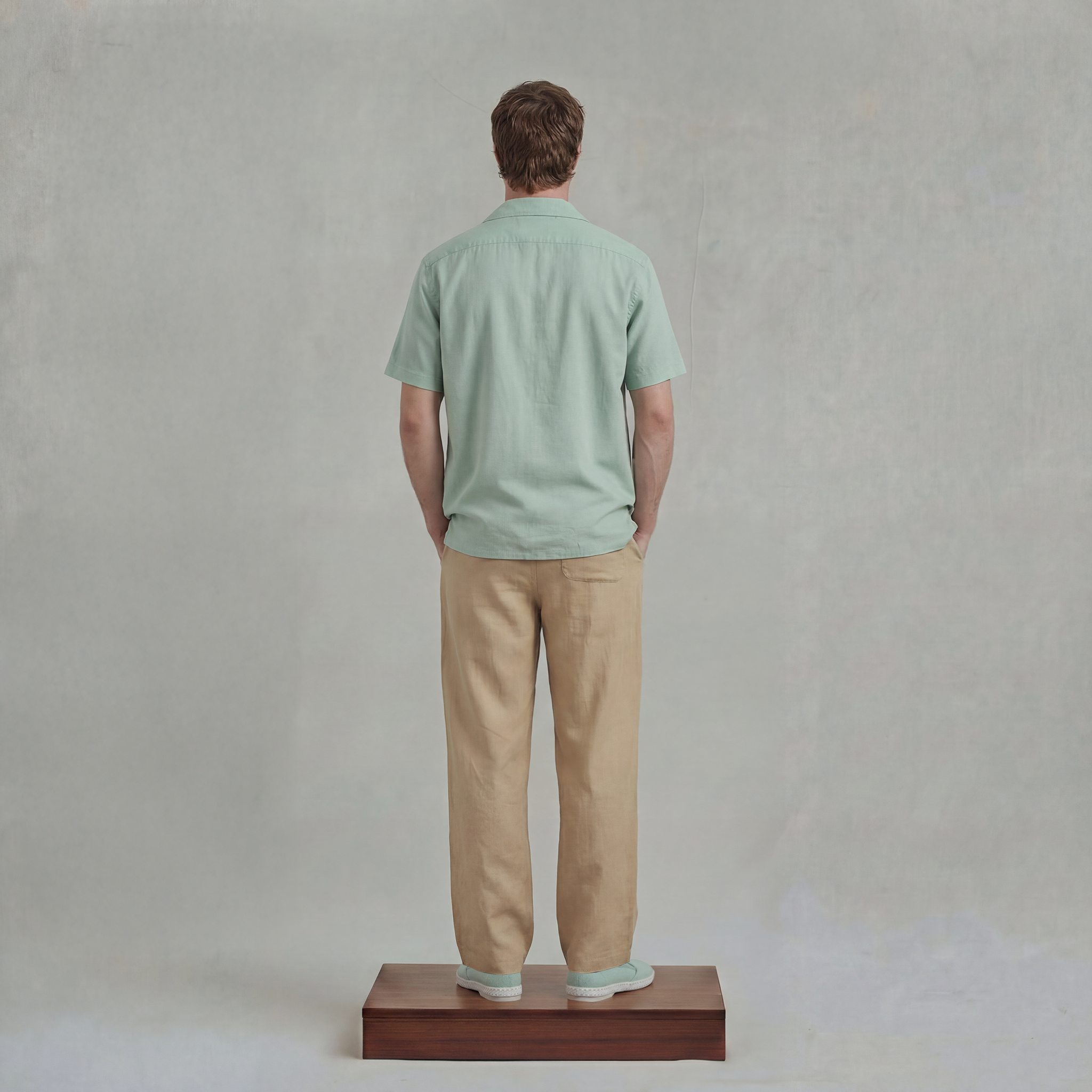 Short Sleeves Shirt in mint green Tencel with Shark Collar and chest pocket