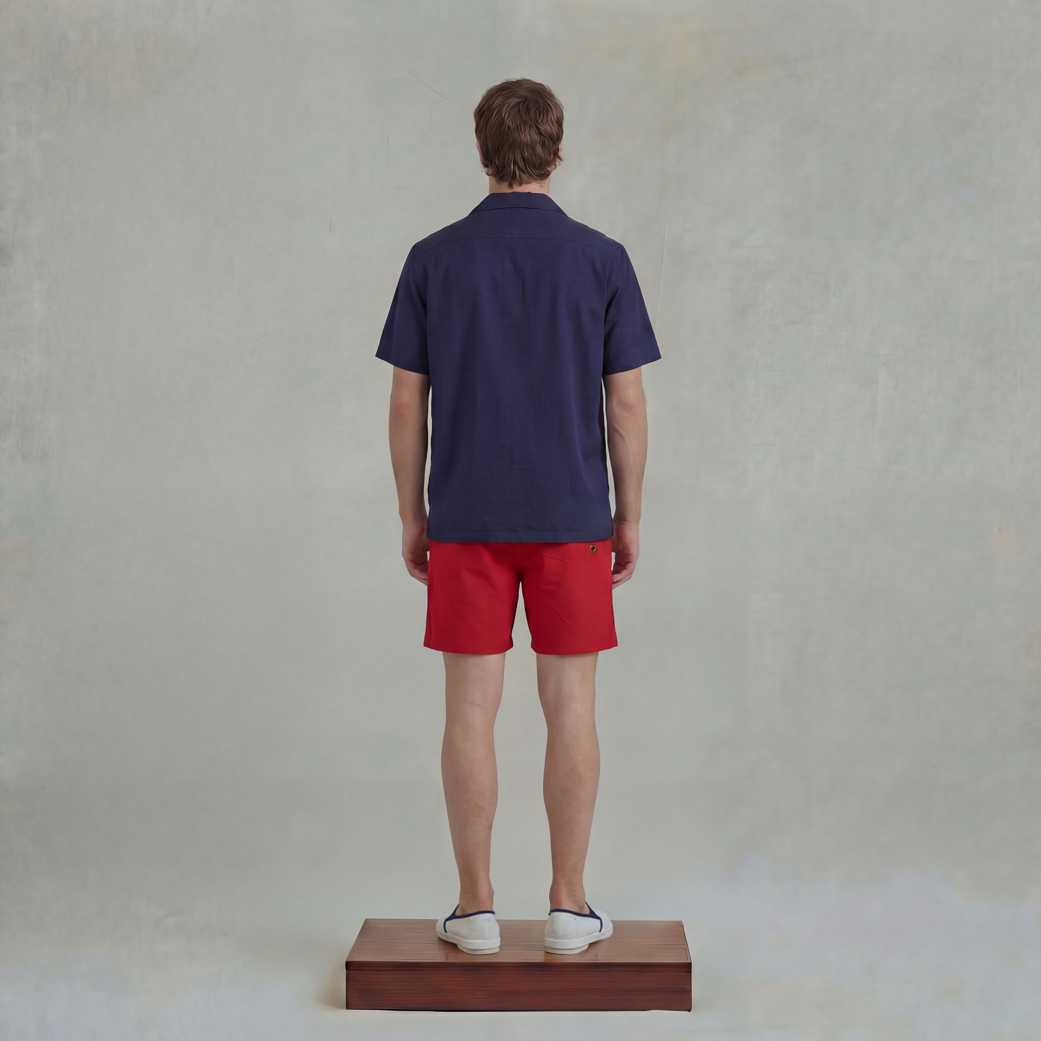 Short Sleeves Shirt in navy Tencel with Shark Collar and chest pocket