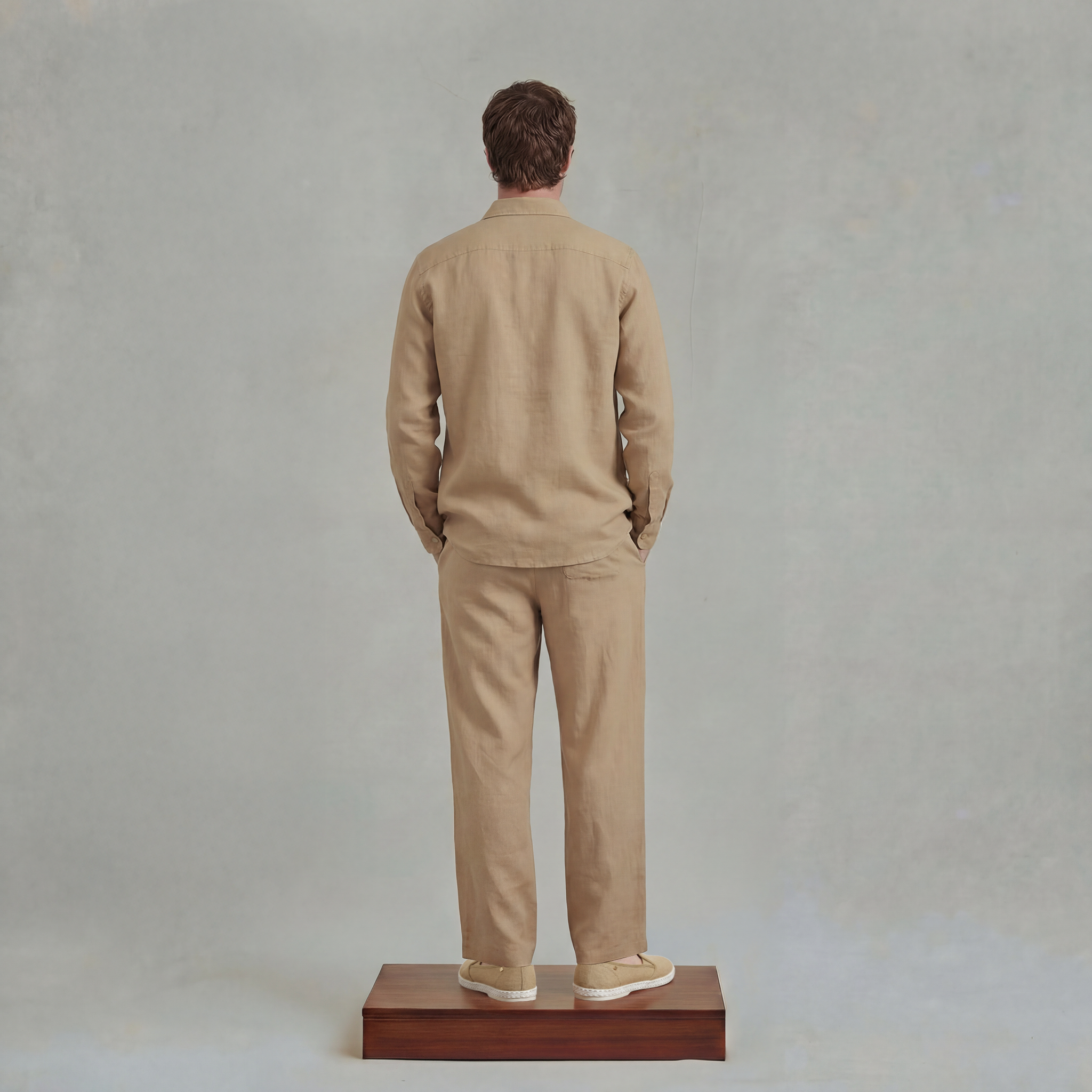 Long Sleeves Shirt in linen with chest pocket