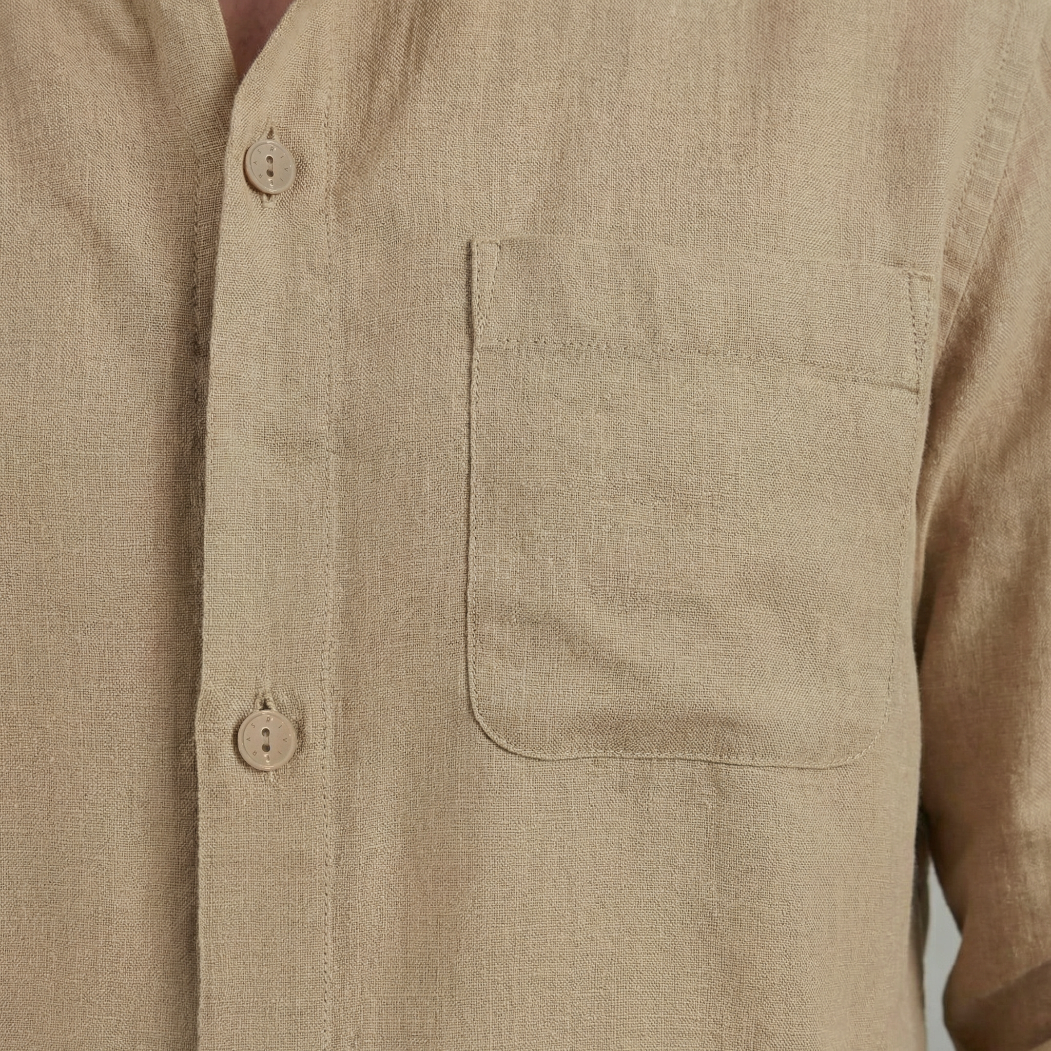 Long Sleeves Shirt in linen with chest pocket