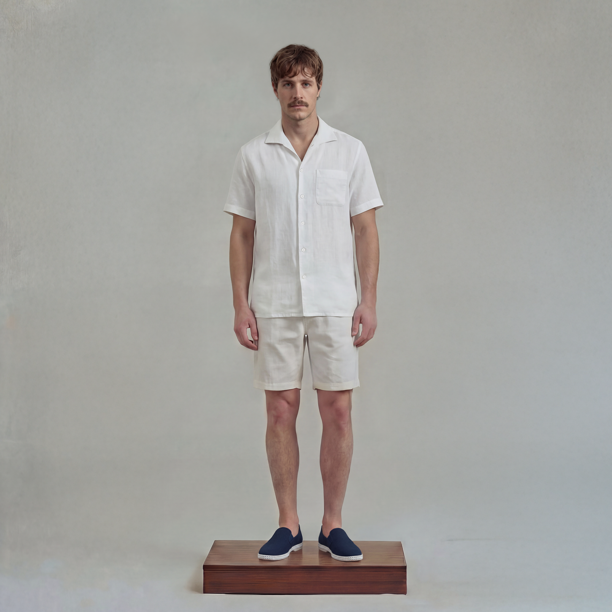 Short Sleeves Shirt in ecru linen with Shark Collar and chest pocket