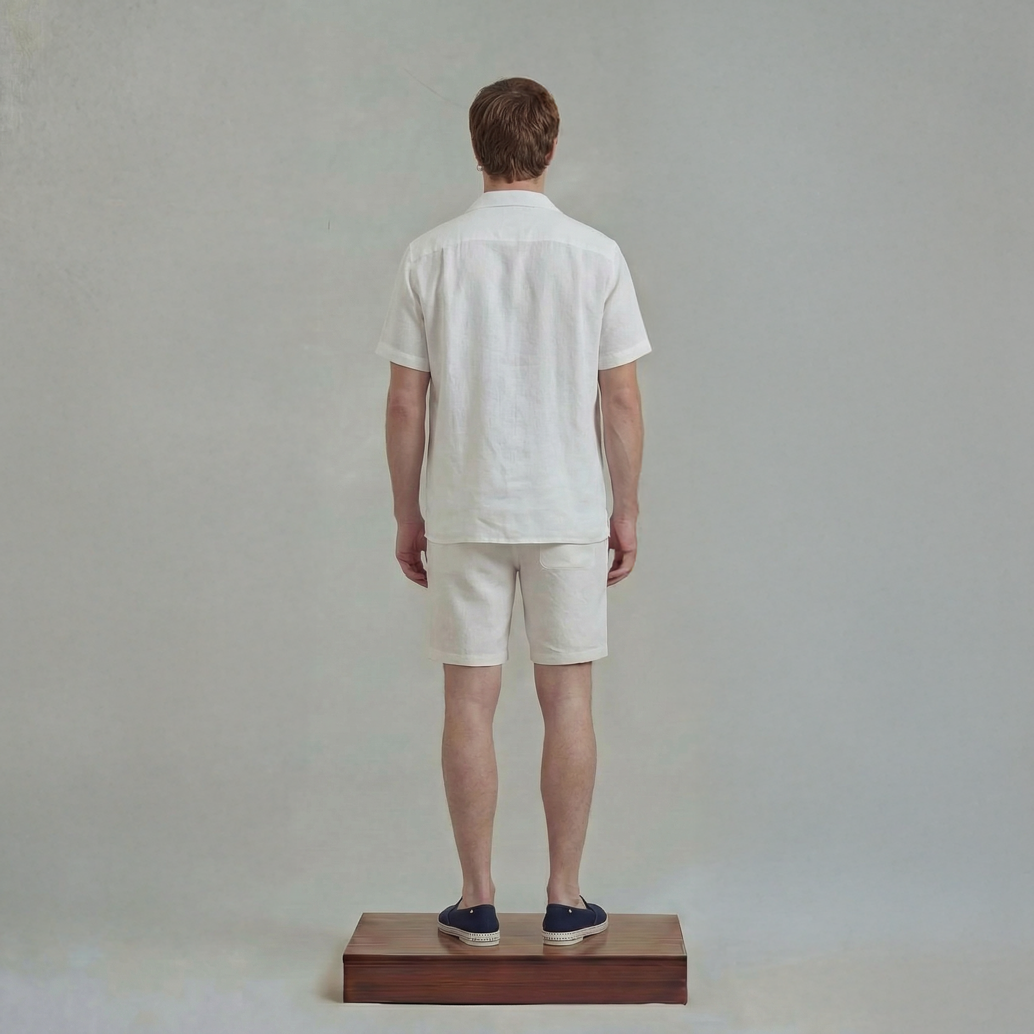 Short Sleeves Shirt in linen with Shark Collar and chest pocket