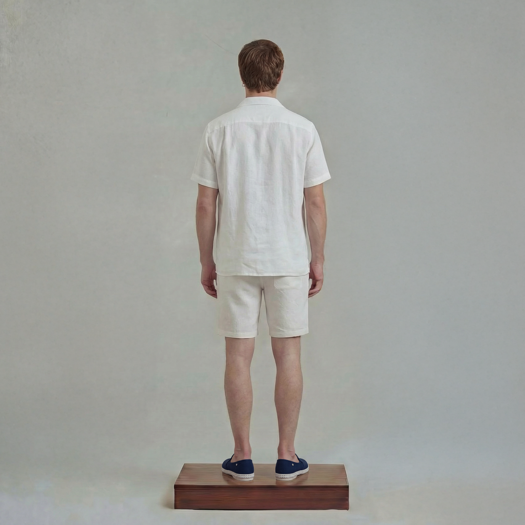 Short Sleeves Shirt in ecru linen with Shark Collar and chest pocket