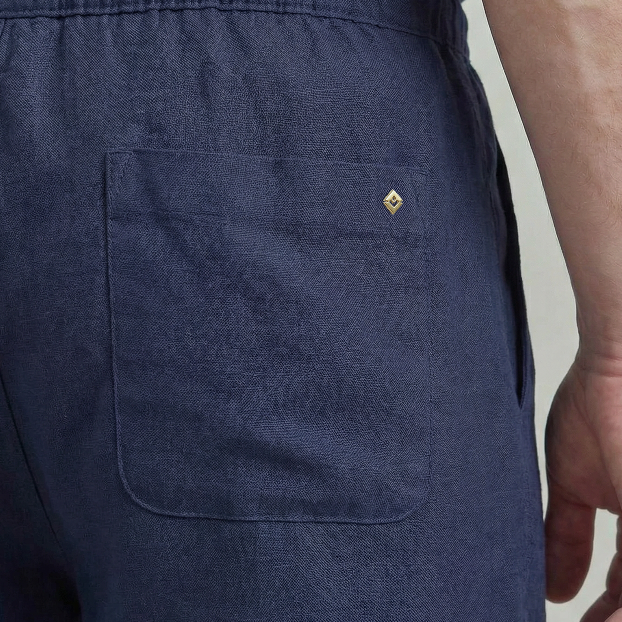 Navy linen shorts with Drawstring
