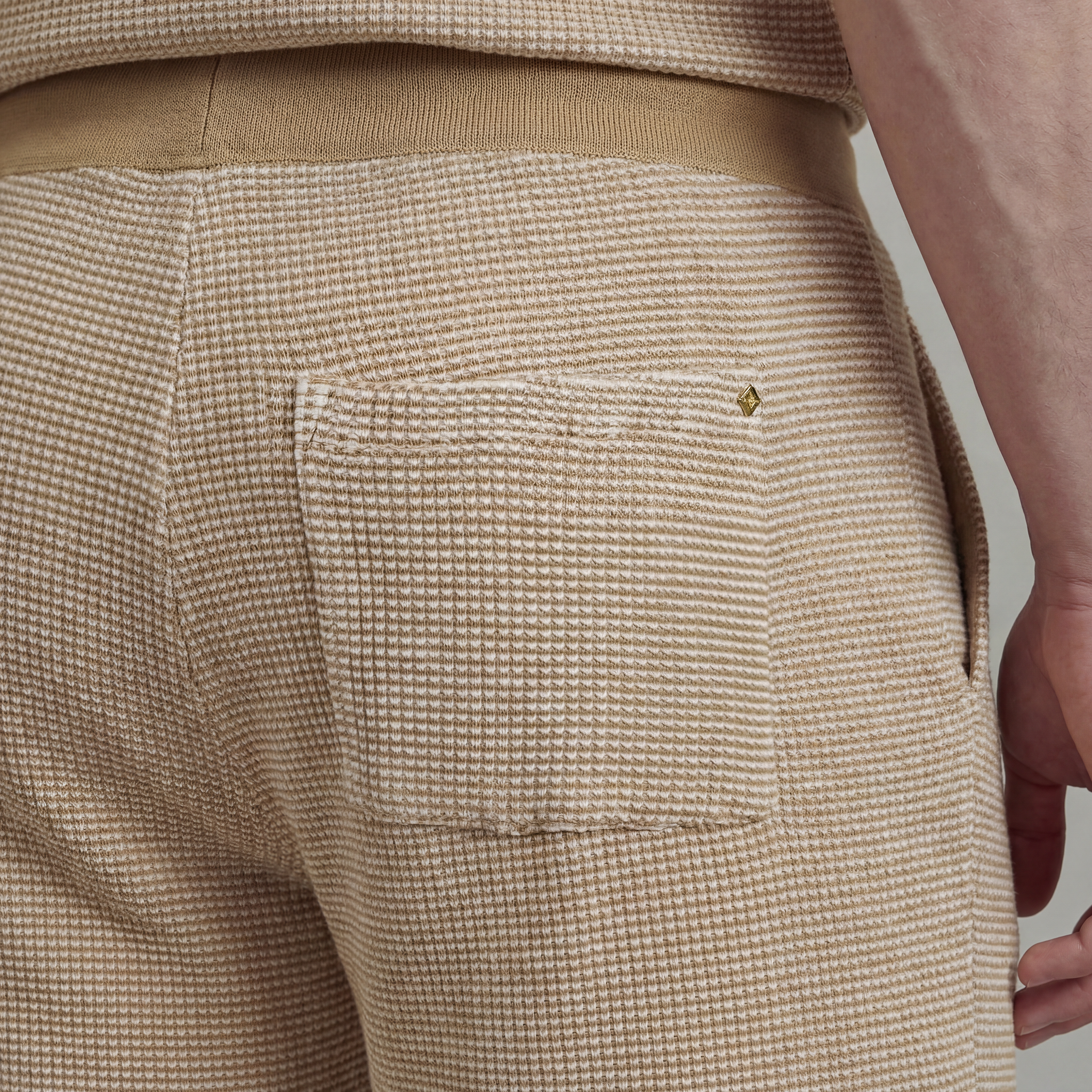 Short bicolore avec lien de serrage