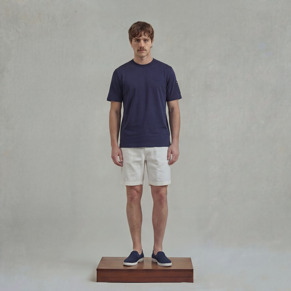 T-shirt with sleeve pocket and chest embroidery