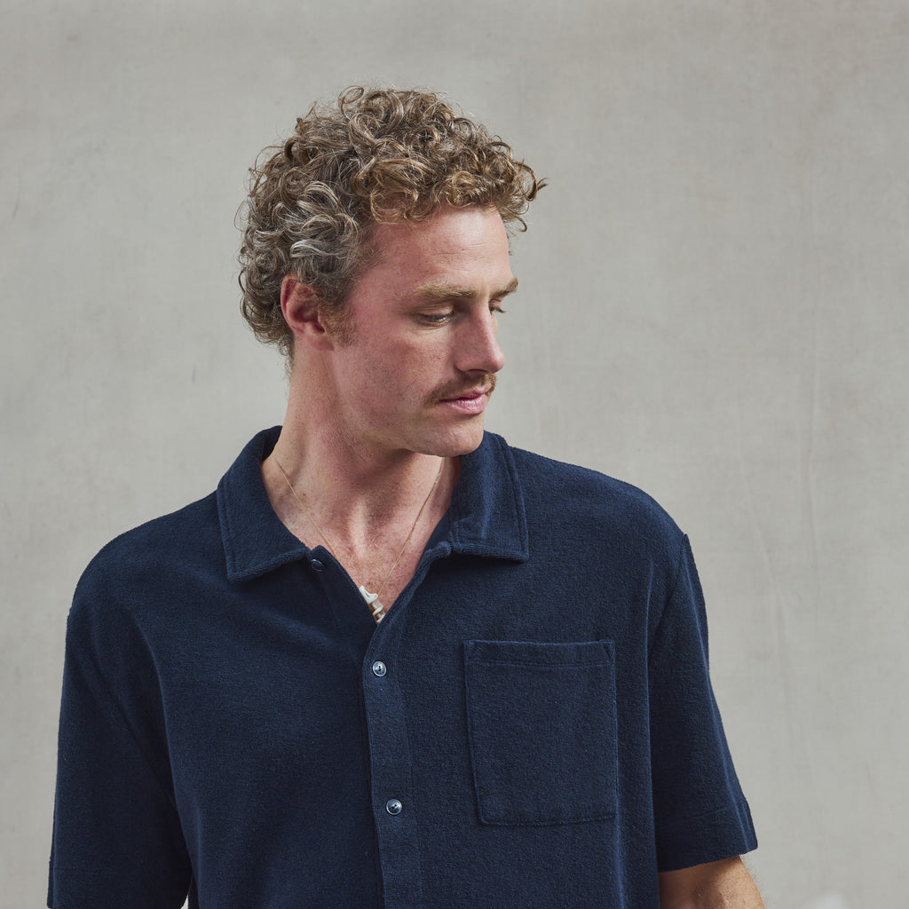 Chemise éponge avec une poche poitrine