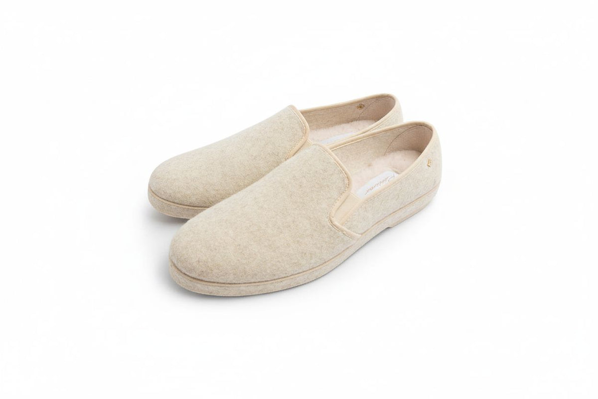 Classique Felt Ecru
