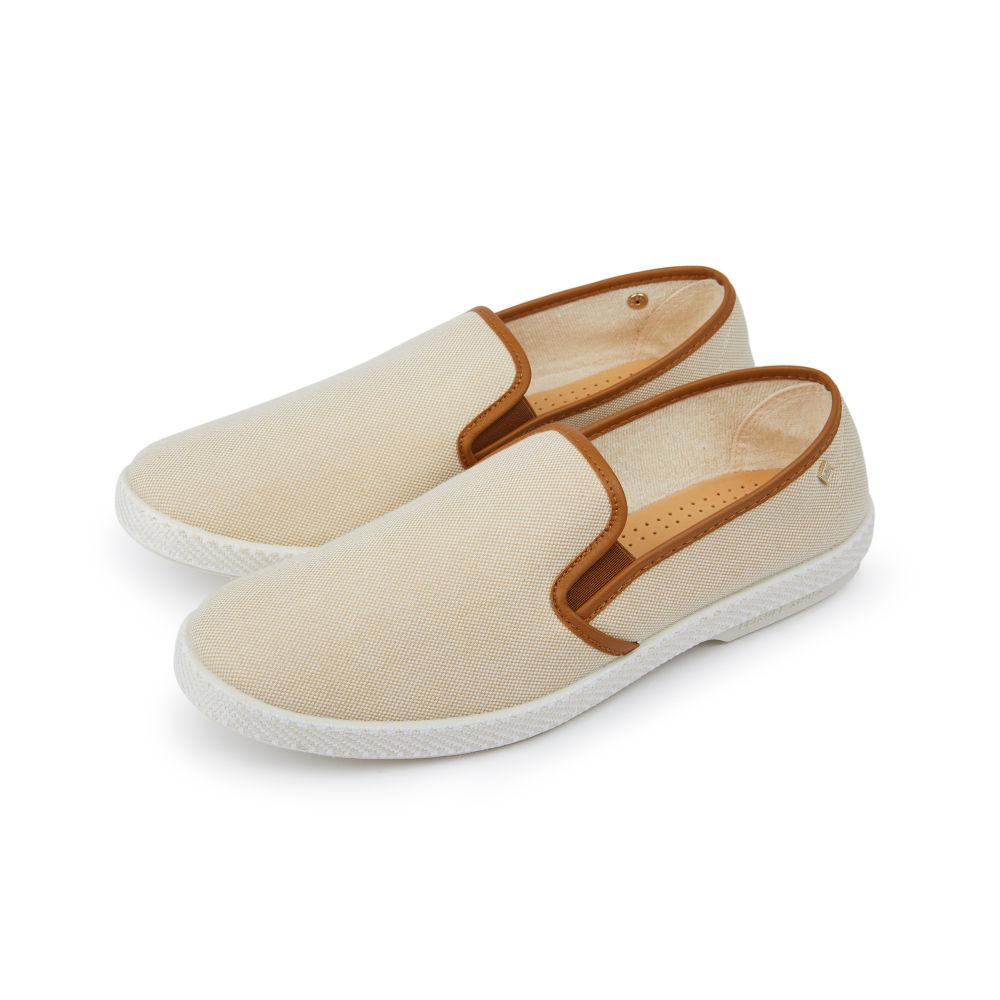 Les Champs Chantilly