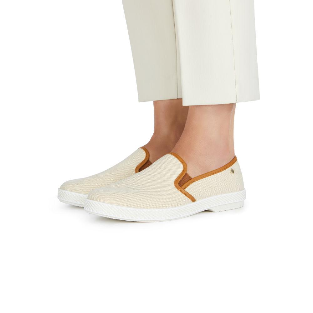 Les Champs Chantilly