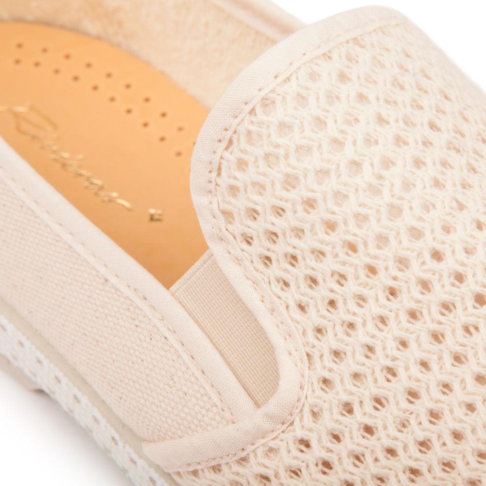 Classic Canvas & Mesh Beige